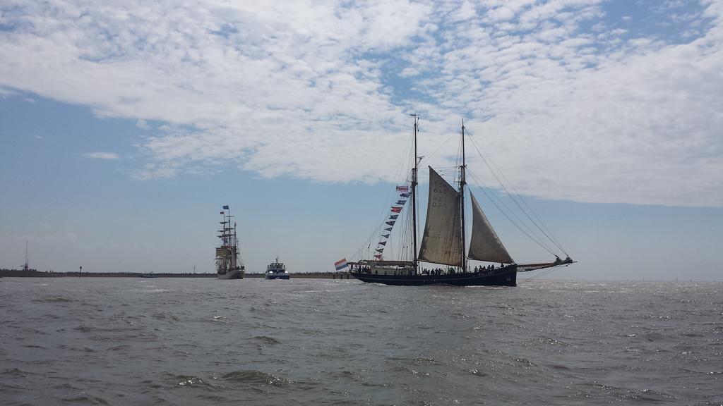 Hotel Logies Ommes! Harlingen Esterno foto